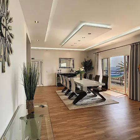 Prainha - Expansive Pool & Sea Views By Ls