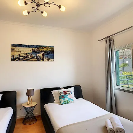 Prainha - Expansive Pool & Sea Views By Ls